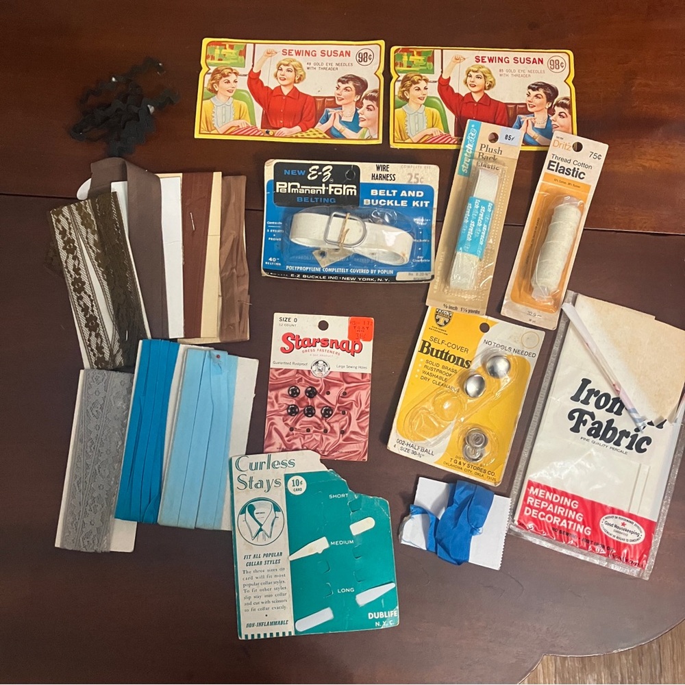 Lot of Vintage Sewing Supplies Binding, Needles, NOS